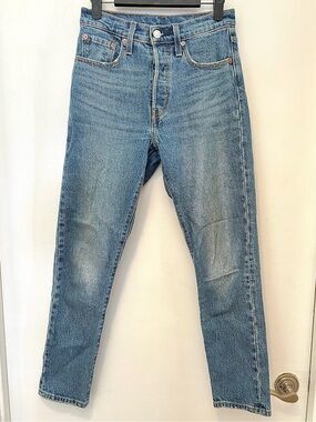 Levi's 501 Skinny High Rise Women's Jeans Button Fly Medium Wash Size 24